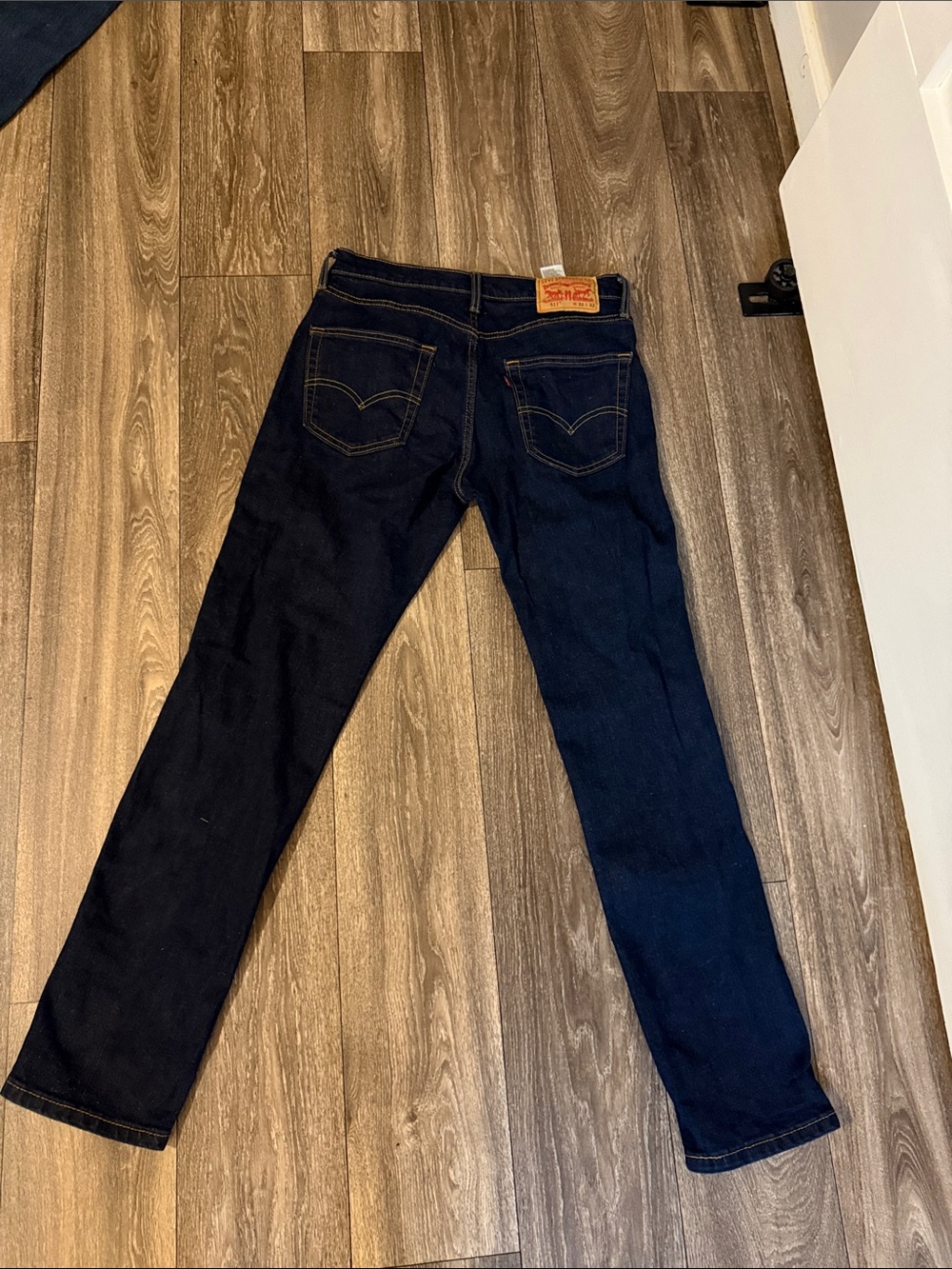 511 Levi's Men's Dark Indigo Slim Straight Jeans 5